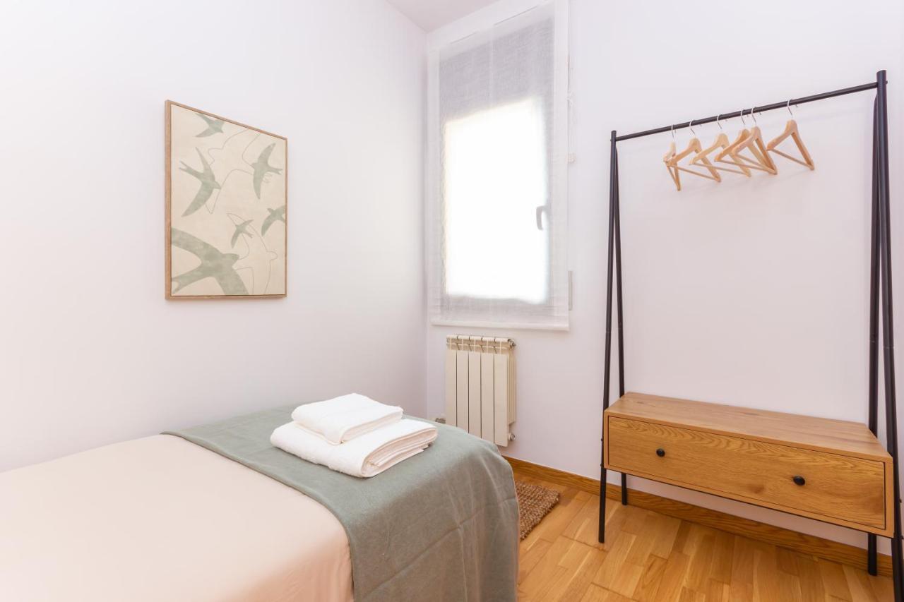 شقة Elegante Duplex En Terrassa, Barcelona المظهر الخارجي الصورة