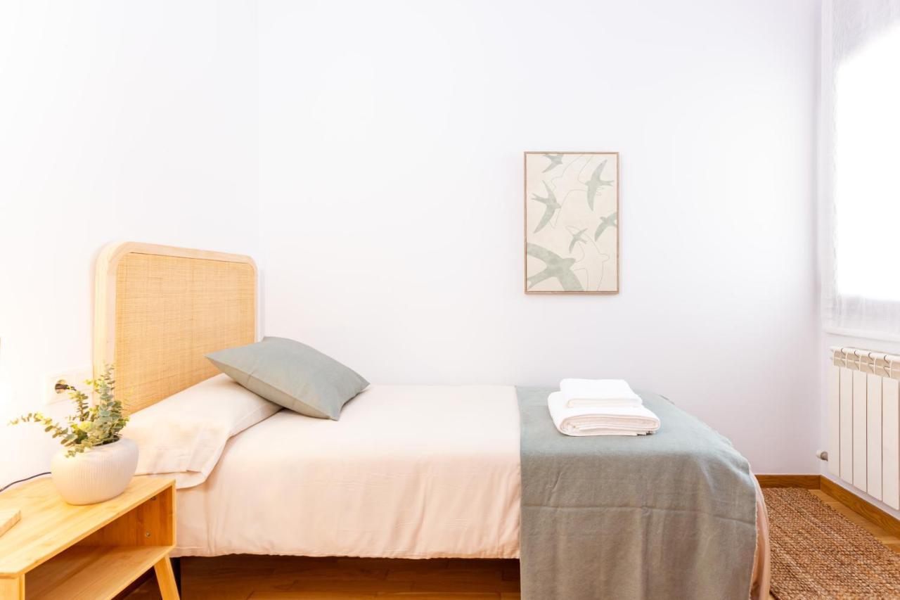 شقة Elegante Duplex En Terrassa, Barcelona المظهر الخارجي الصورة