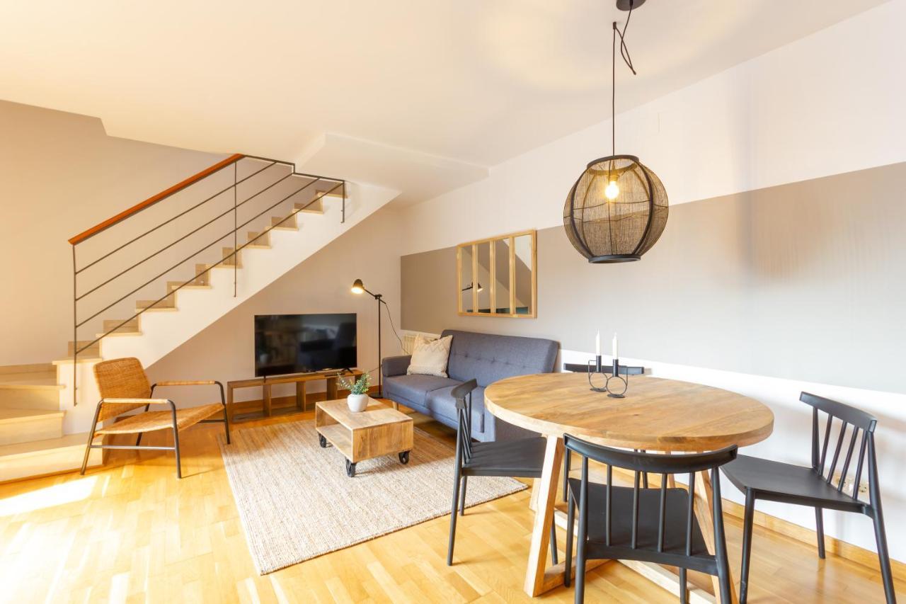 شقة Elegante Duplex En Terrassa, Barcelona المظهر الخارجي الصورة